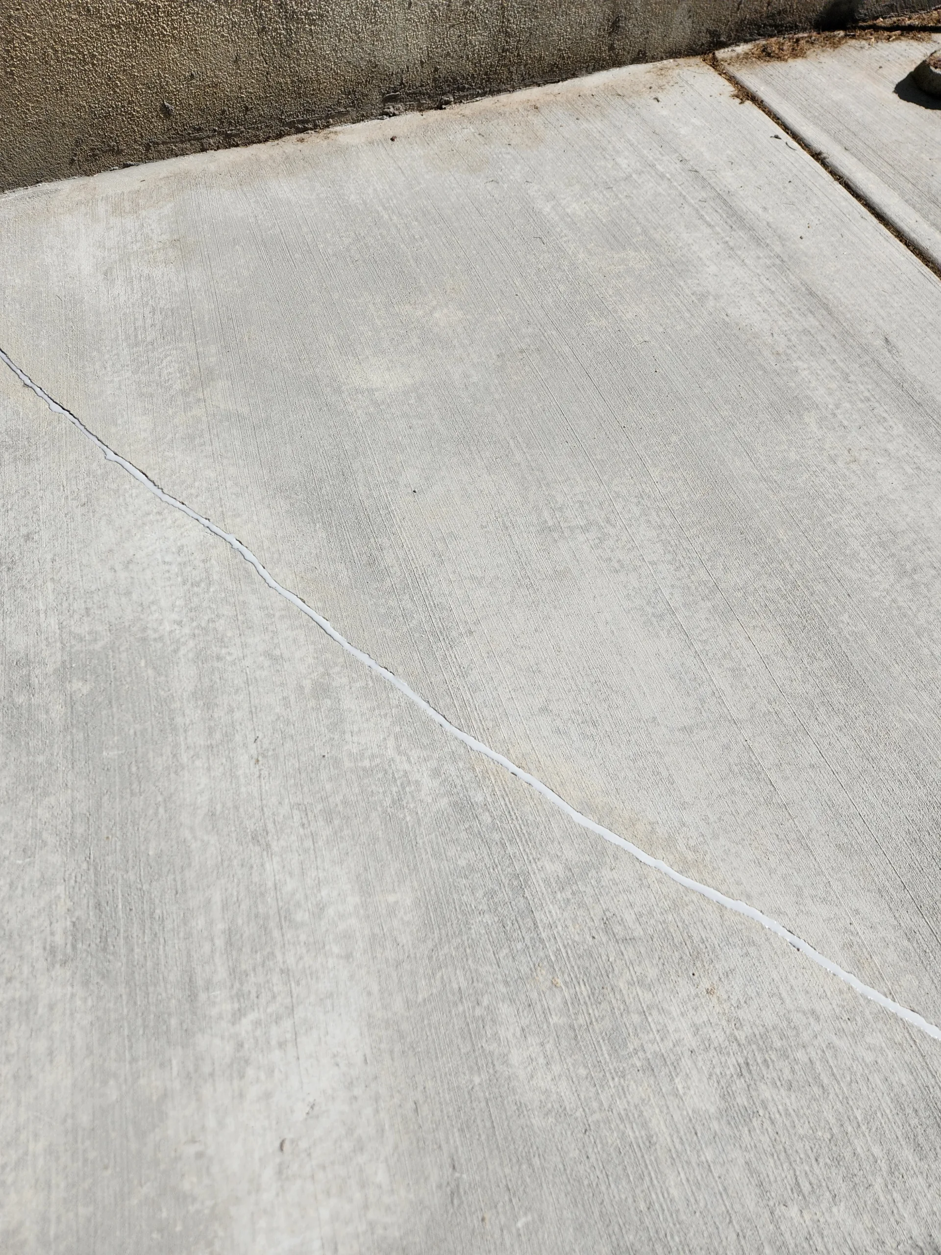 Concrete Crack Repair